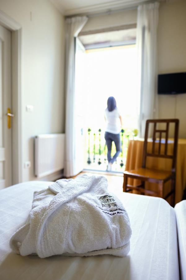 Balneario Hotel Davila กัลดัส เด เรย์ส ภายนอก รูปภาพ